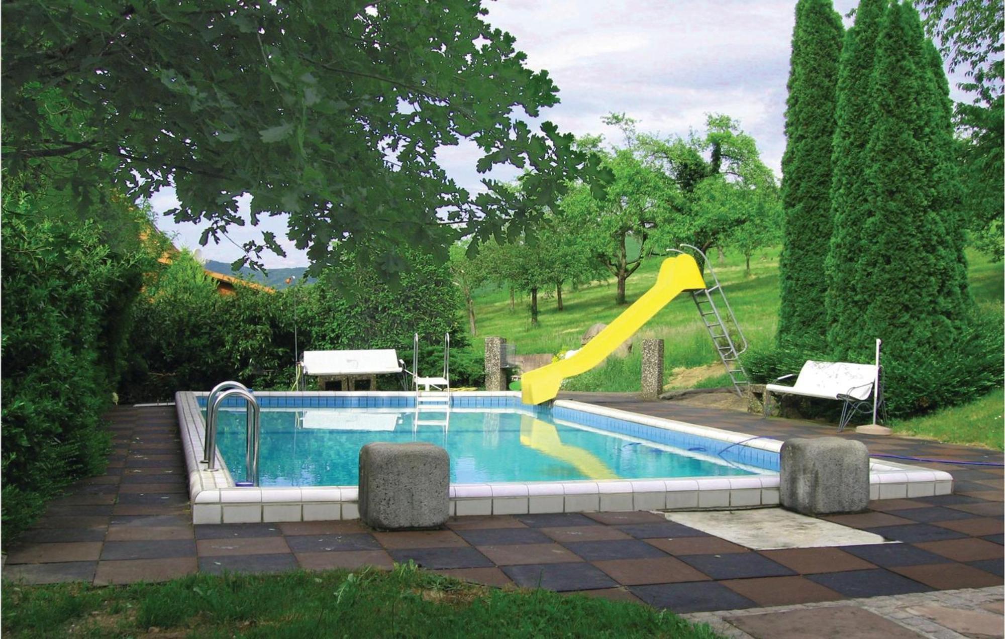 2 Bedroom Awesome Apartment In Welschensteinach 外观 照片